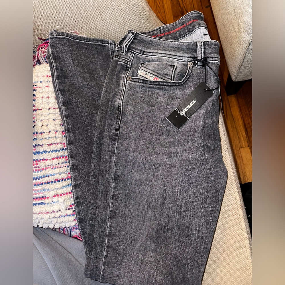 NWT Men’s Black/Dark grey Diesel Skinny Jeans 1979 Sleenker 09b97, Size 31 L 32